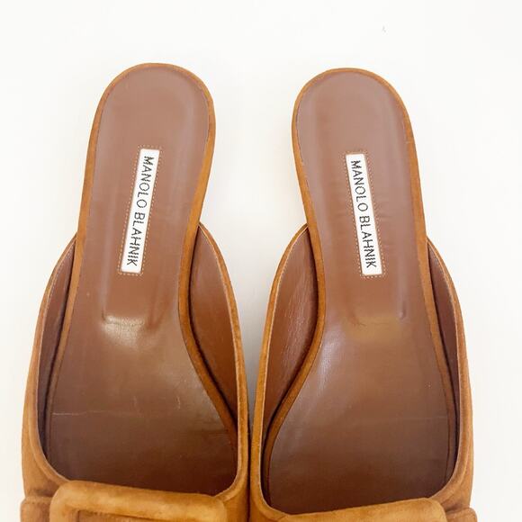 Manolo Blahnik Maysale Camel Suede Buckle Pointed Toe Flat Slide Mules IT 40 - Picture 8 of 11